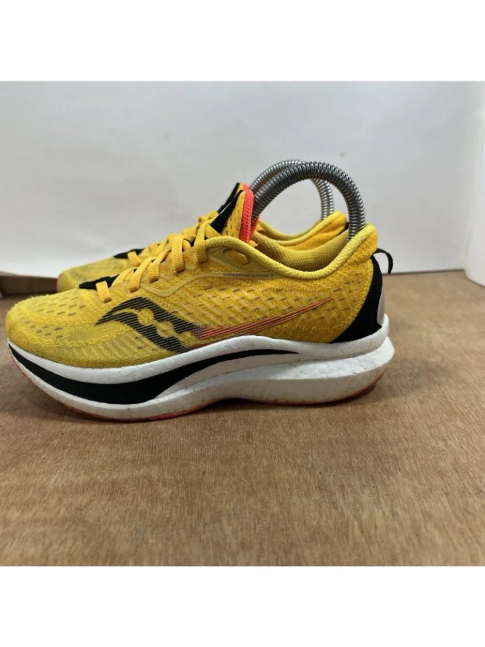 Saucony Endorphin Speed 2 Women Size 6 Running Shoes S10688-16 Yellow Sneakers